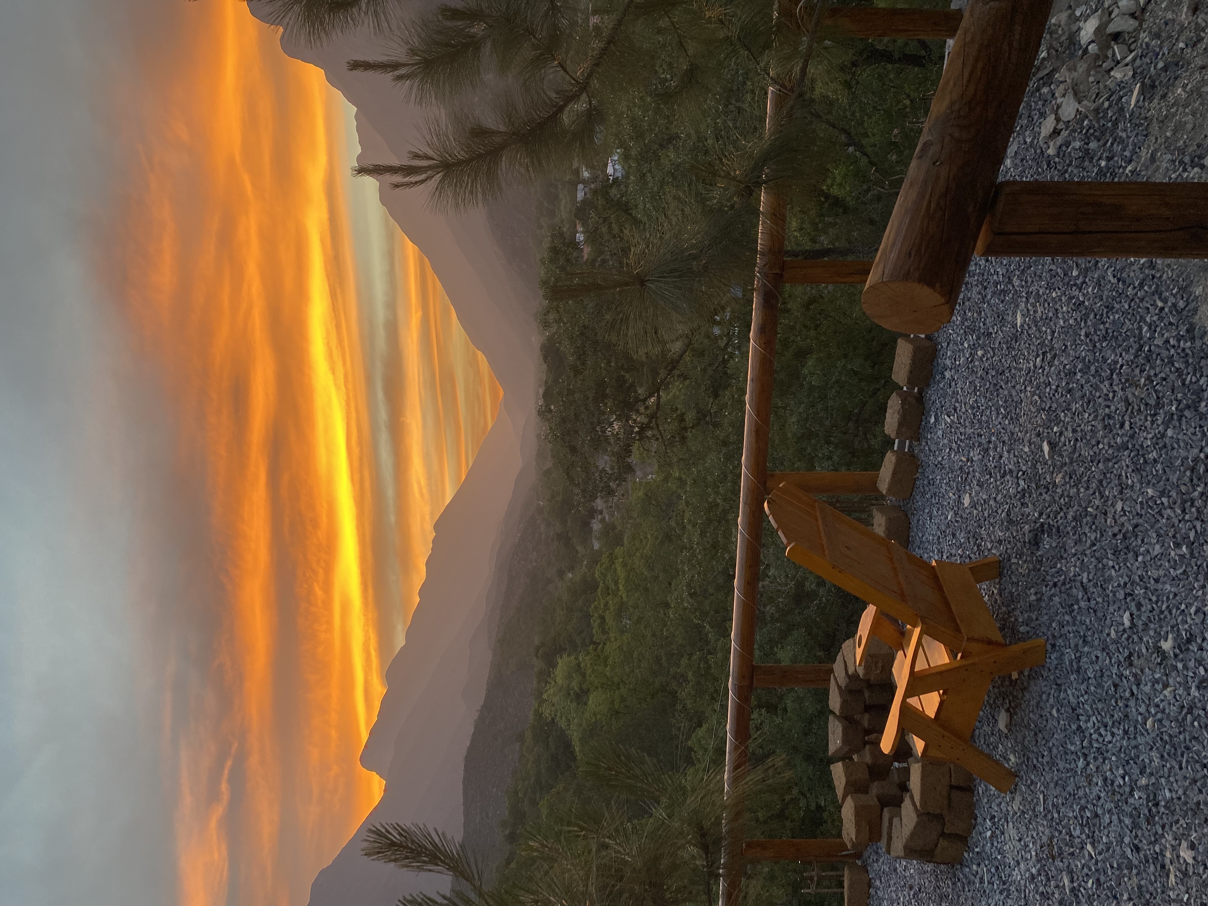 Glamping Delfinos en la Sierra de Santiago